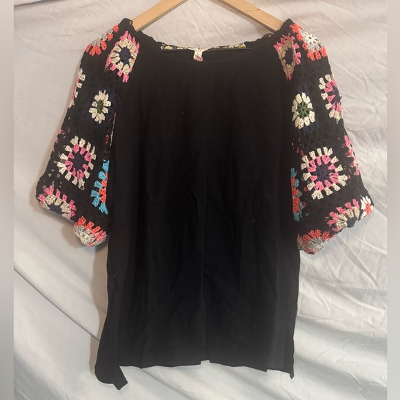 Umgee Black Top with Colorful Crochet Sleeves - Picture 2 of 6